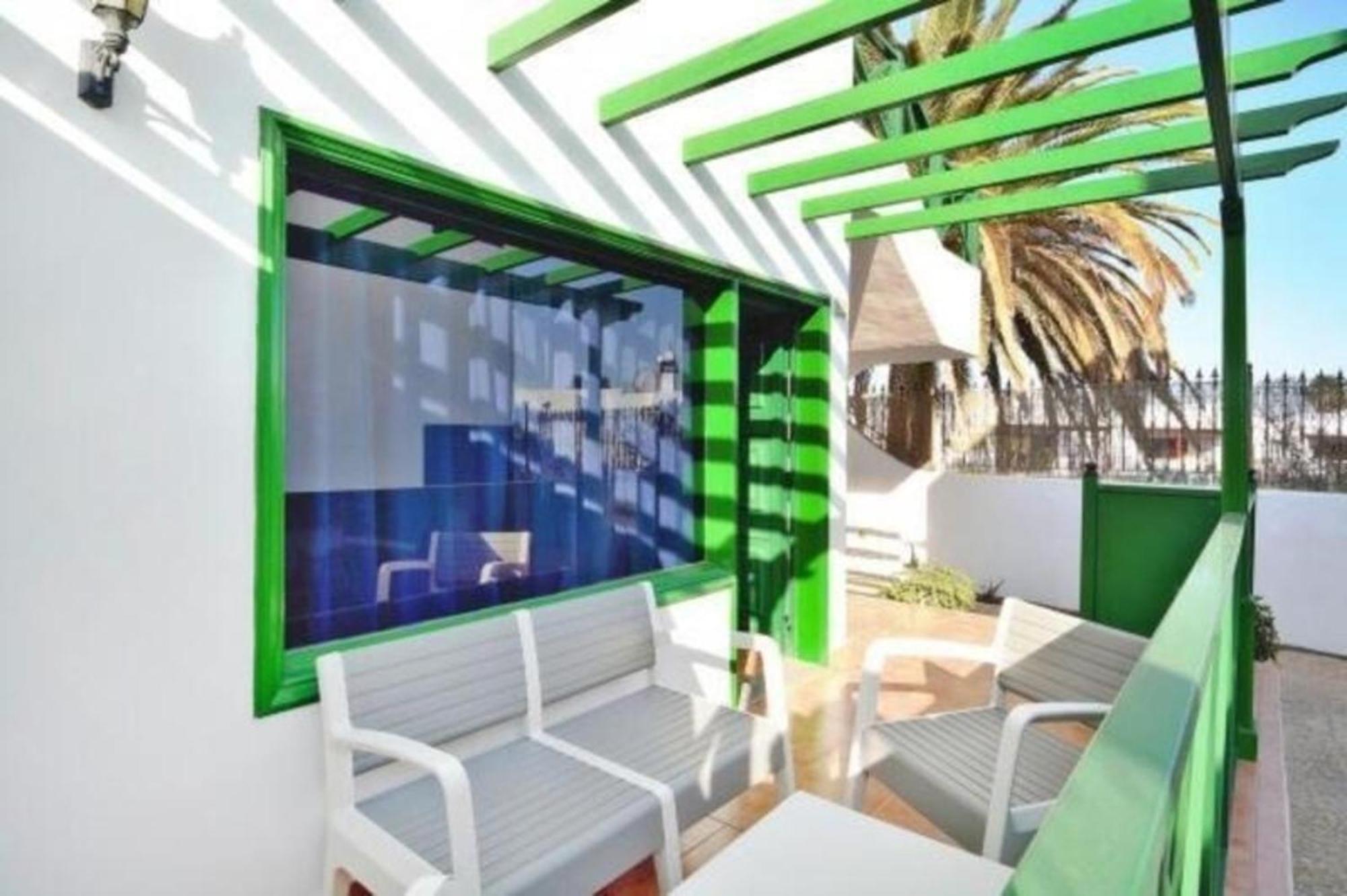 Apartment Puerto Del Carmen: Cozy For 3 On Lanzarote's South Coast Puerto del Carmen (Lanzarote)